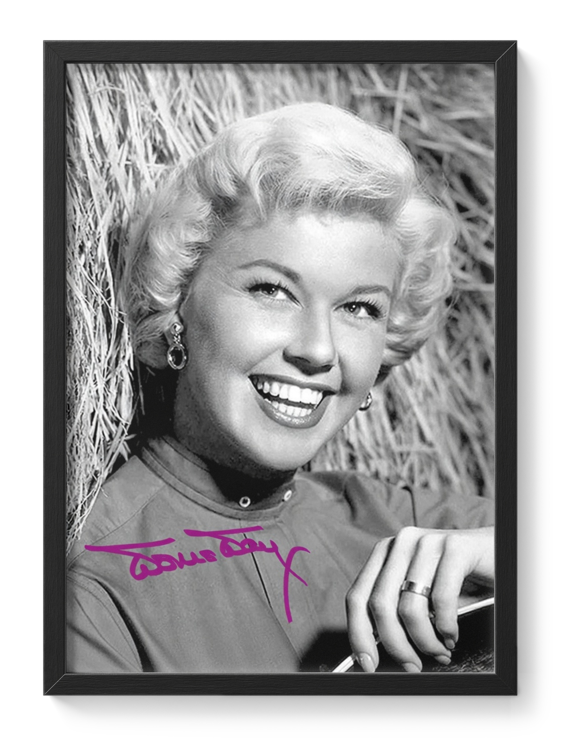 Doris Day Hollywood Actress Singer Signed Classic Portrait — main view