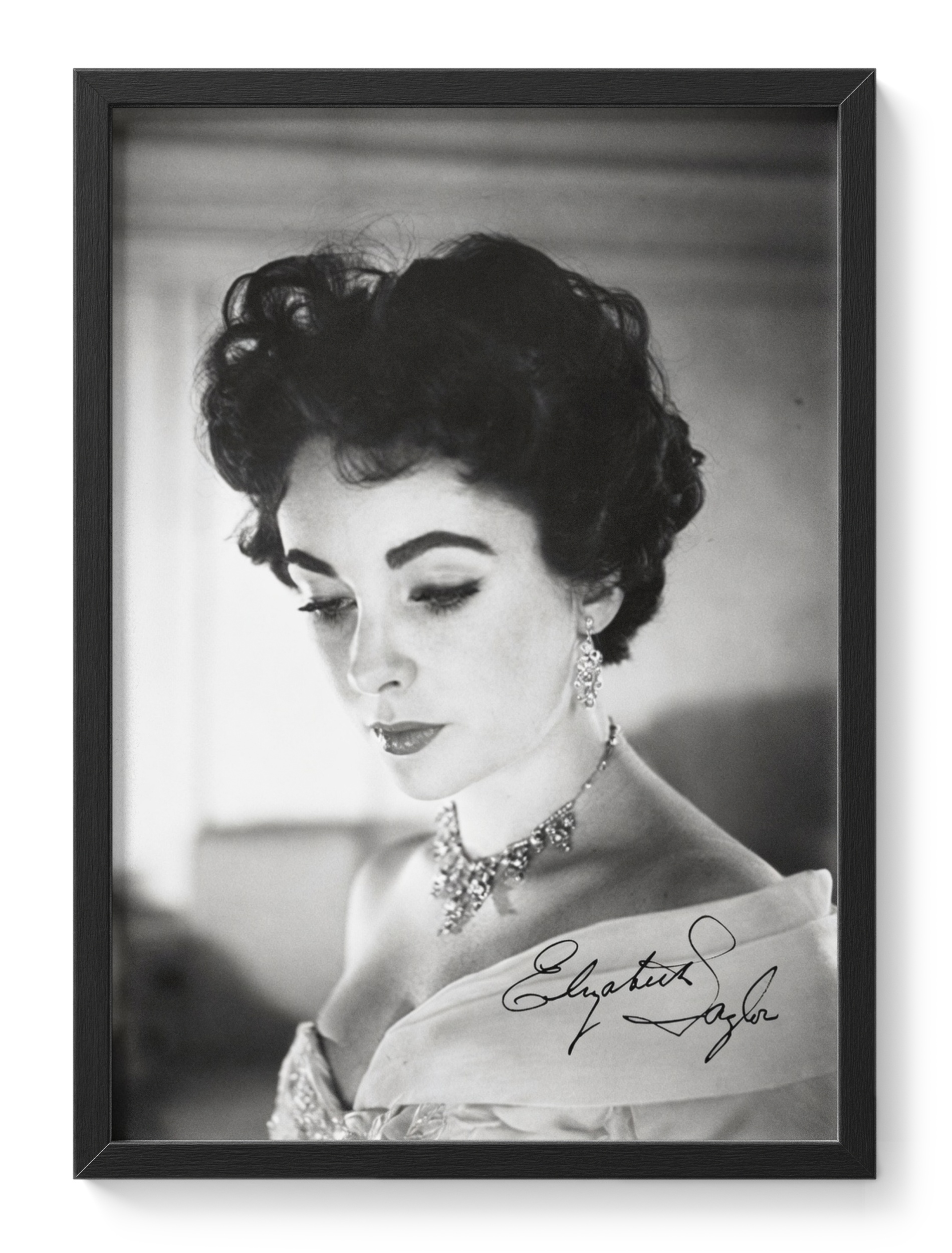 Elizabeth Taylor Hollywood Actress Icon Portrait Signed — main view